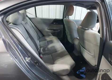 2015 Honda Accord Lx z USA, uszkodzony, nr VIN 1HGCR2F39FA211282